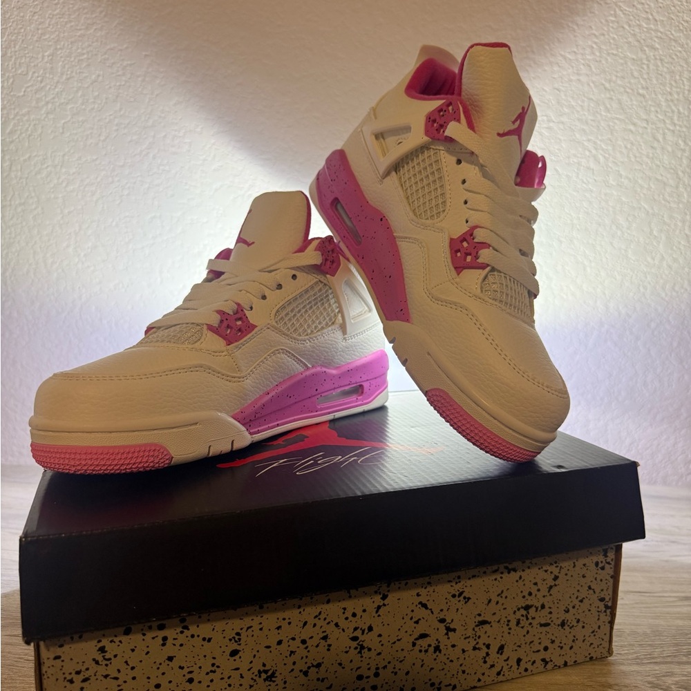 Nike Women's Air Jordan 4 Retro